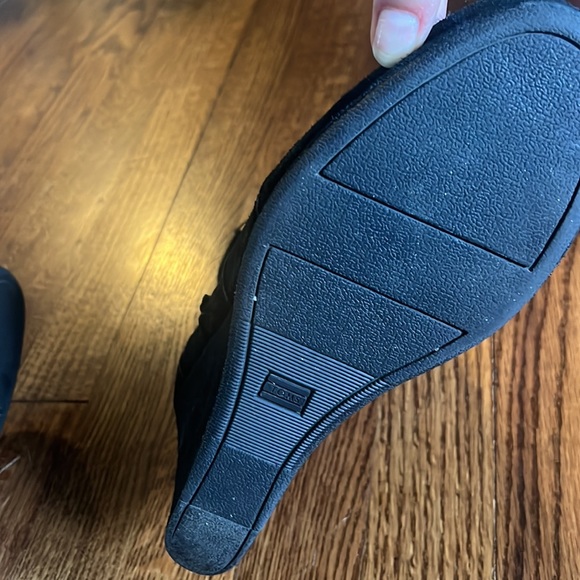 TOMS Wedge Booties 9.5 - Picture 5 of 6